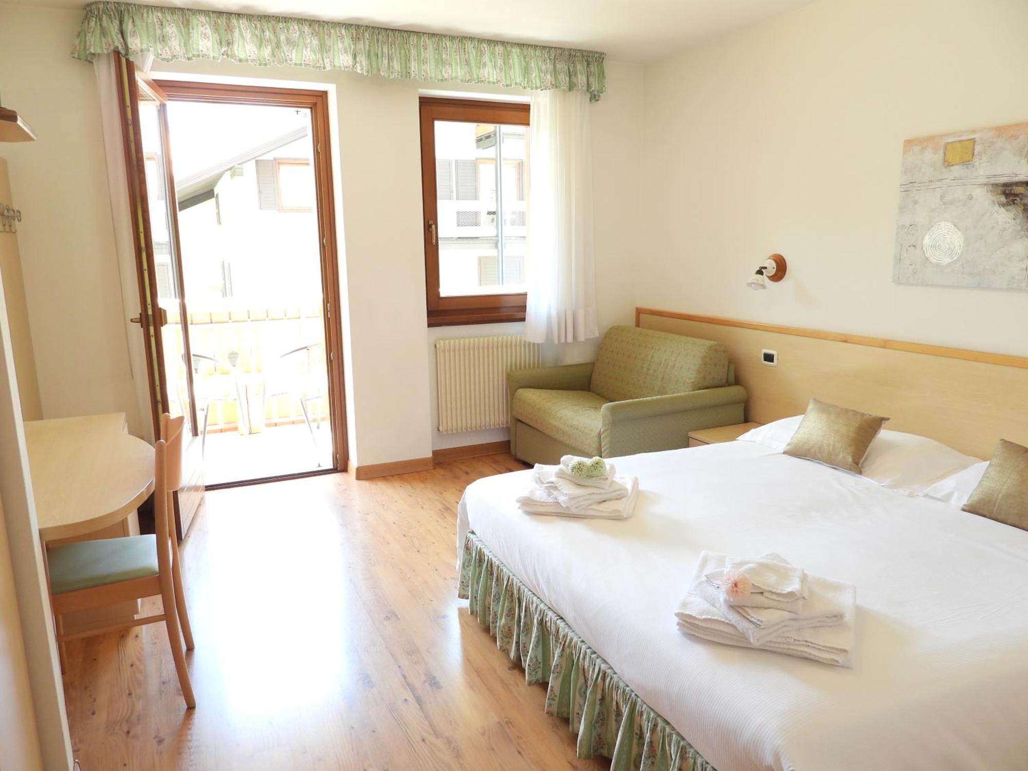 Hotel Garni Maffei Pinzolo Εξωτερικό φωτογραφία