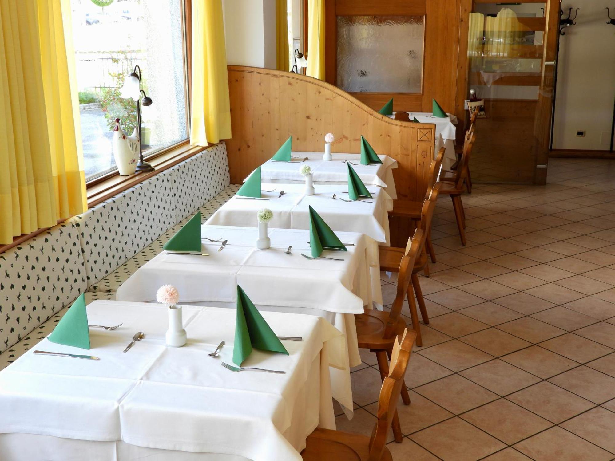 Hotel Garni Maffei Pinzolo Εξωτερικό φωτογραφία