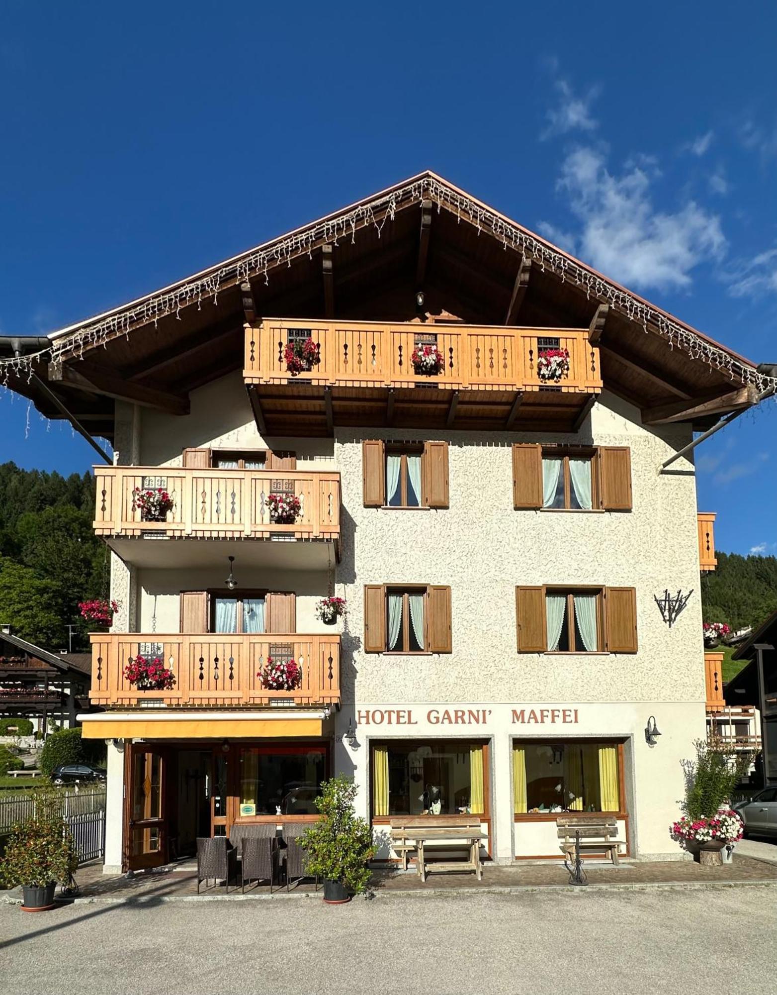 Hotel Garni Maffei Pinzolo Εξωτερικό φωτογραφία