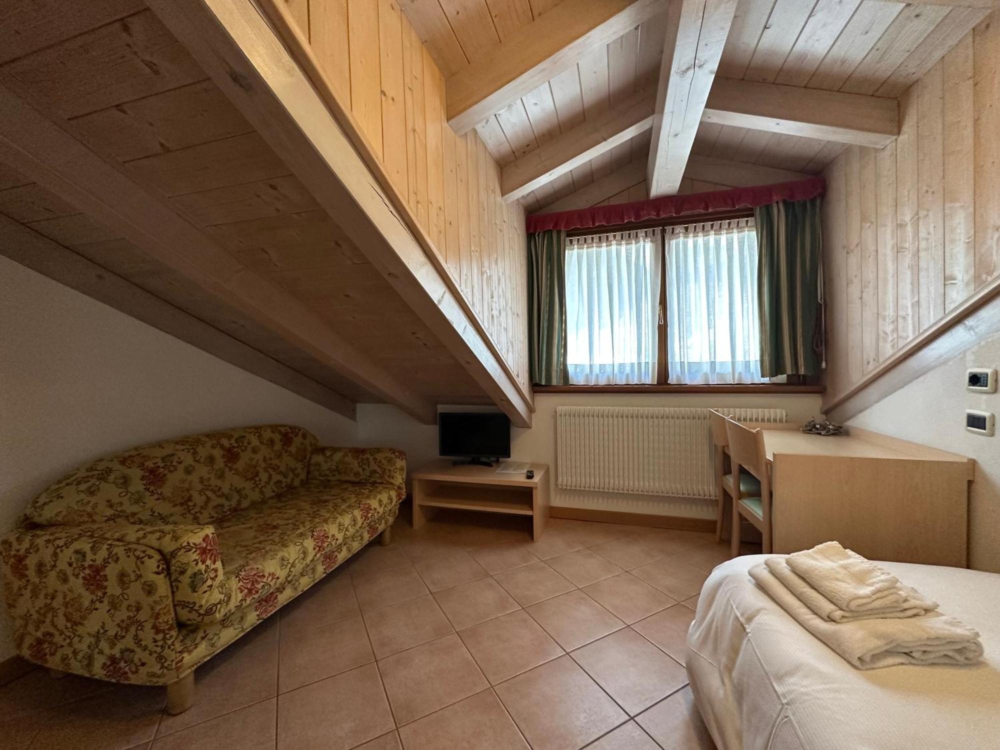 Hotel Garni Maffei Pinzolo Εξωτερικό φωτογραφία